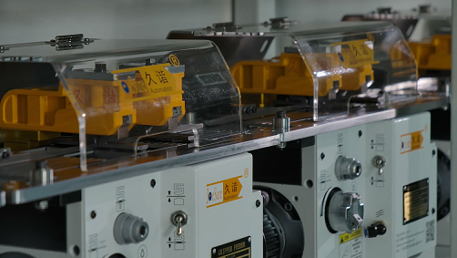 送料機(jī)皮帶工作時堵料是什么原因？